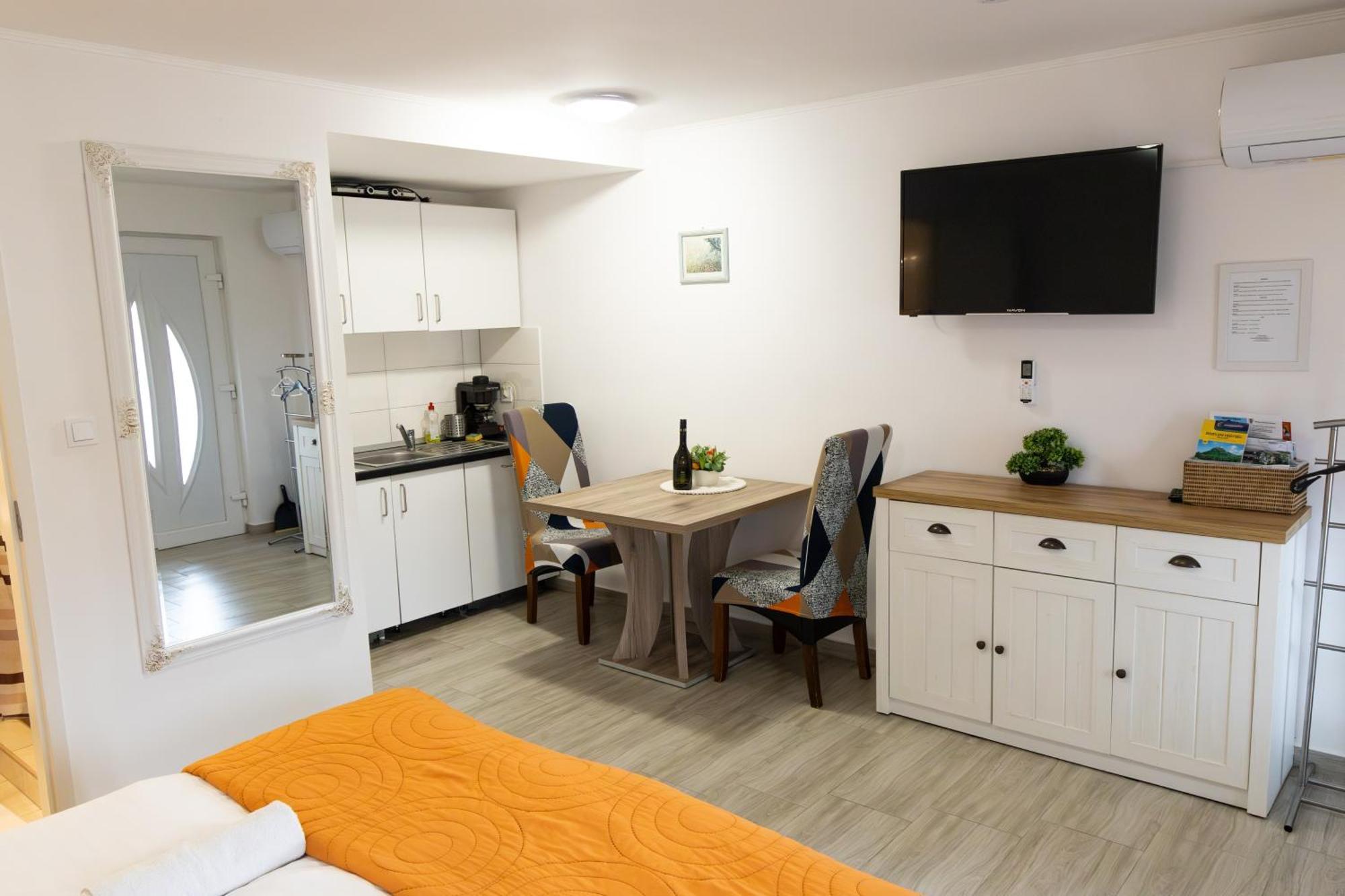 Kincso Vendeghaz Appartement Sárospatak Buitenkant foto