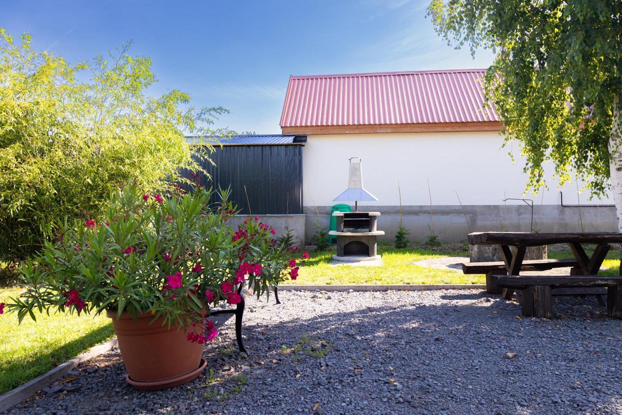 Kincso Vendeghaz Appartement Sárospatak Buitenkant foto
