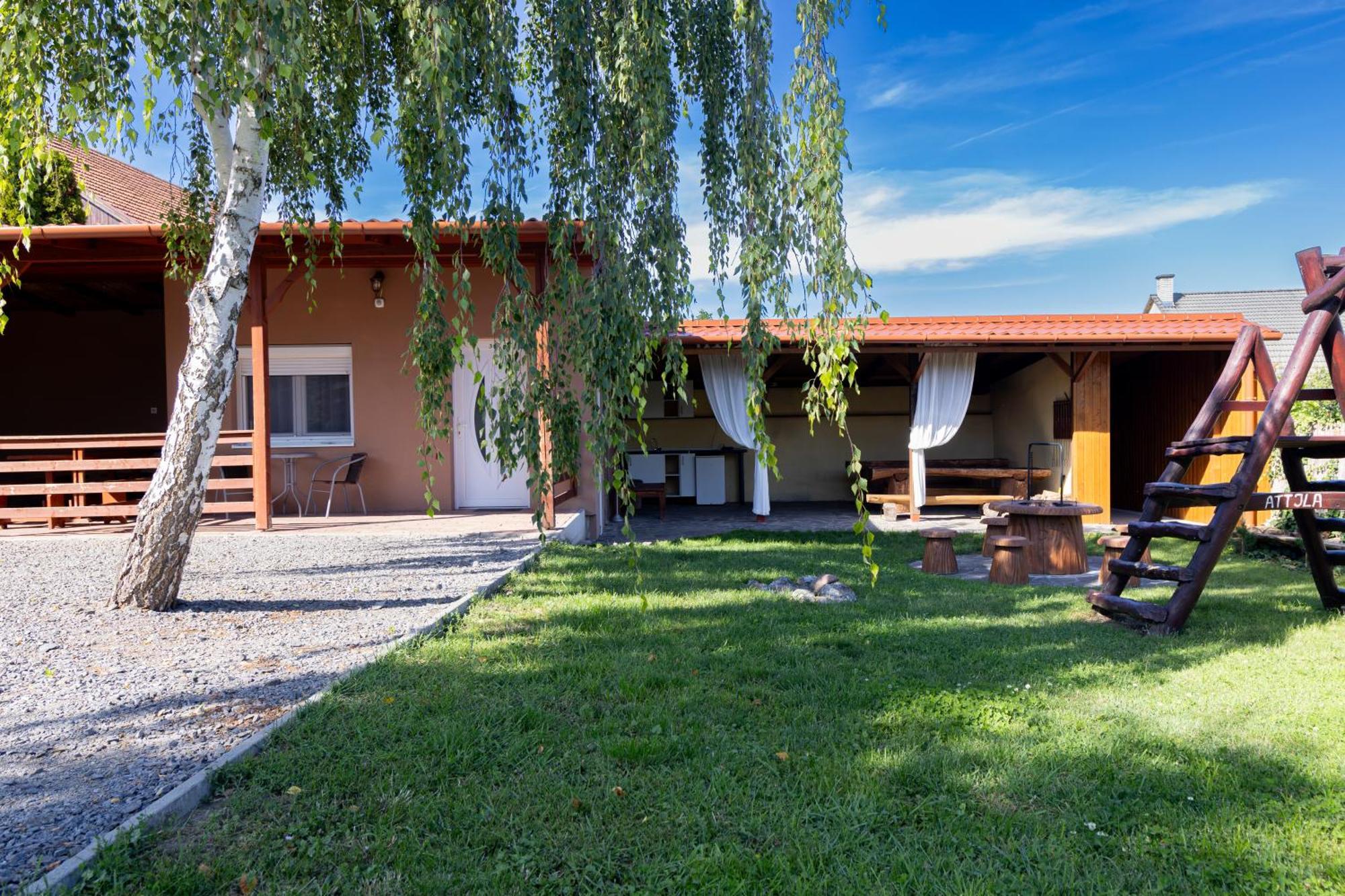 Kincso Vendeghaz Appartement Sárospatak Buitenkant foto